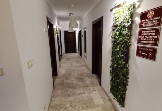 2. 호텔 스타로폴스..