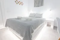 Carlos Pension Hotels near Akrotiri Santorini Venetian Castle