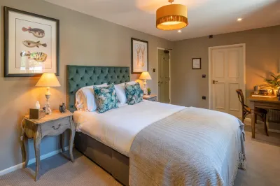 The Pavilion Arms Hotel di 