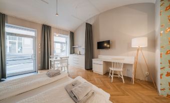 Easy Flat City Living