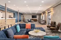 Plim Plaza Hotel