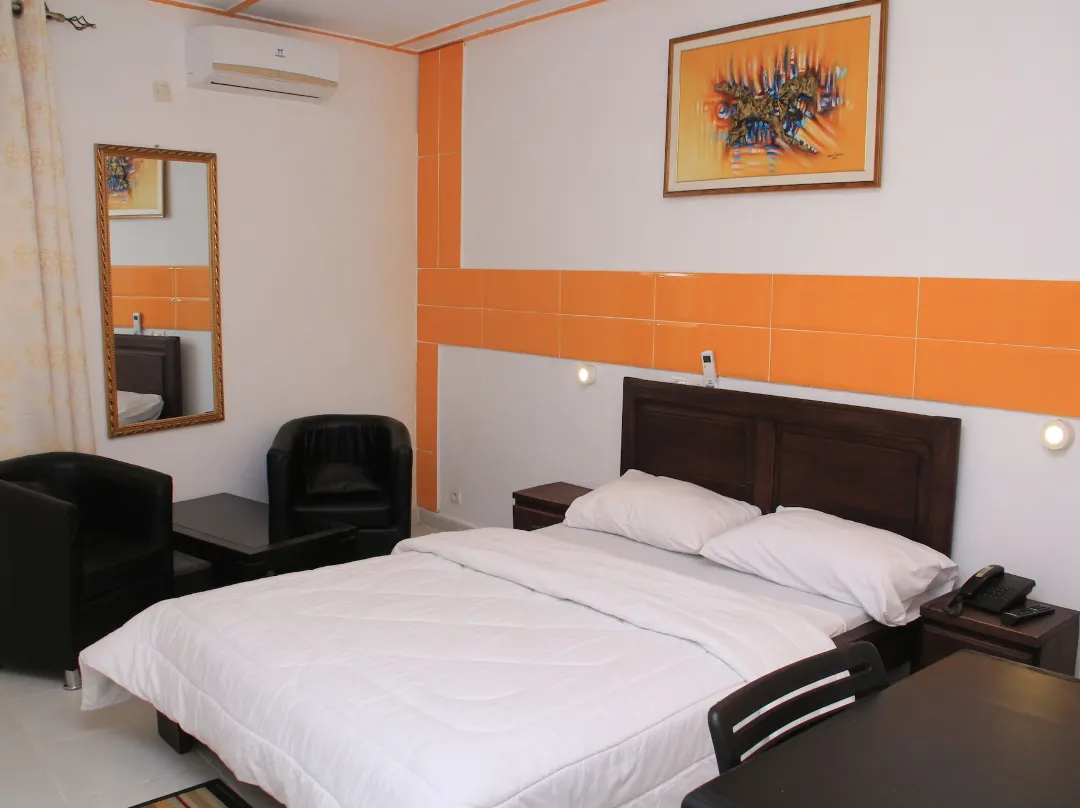 Sun Set Hotel - 阿必尚