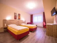Landgasthof Schwarzes Roß Hotels in Colmberg