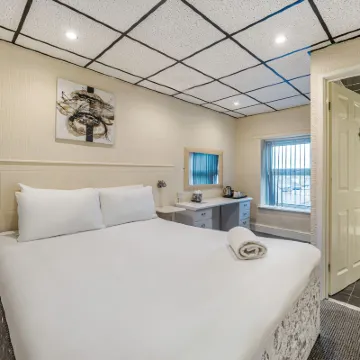 Bluewaters Hotel Blackpool Hotels near Stanley Park