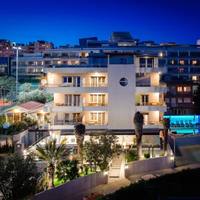 Boban Luxury Suites Hotels near Bacvice Beach
