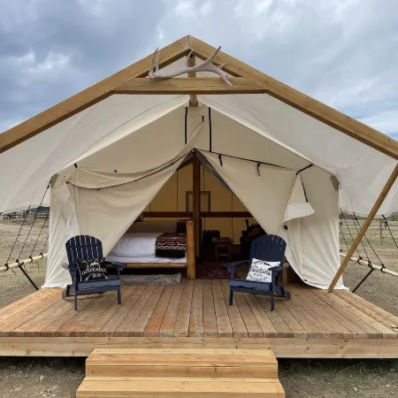 Yellowstone Dreamin Camp