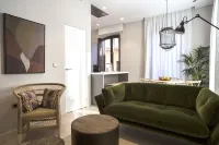 U-Sense Granada Catedral Hotels near Restaurante Abuxarra