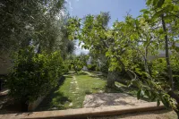 Holiday Apartment Orchidea with Swimming Pool and Private Beach