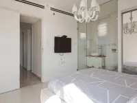 Luxury Mini Penthouse Sea View Best Loc