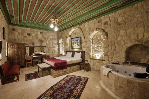 Under Cave Cappadocia Hotels in Kavaklıönü Mahallesi