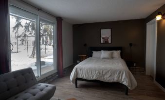 One Bedroom Condo Near Whyte Ave