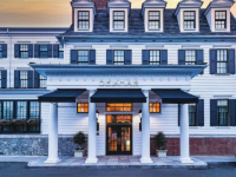 デラマー サウスポート フェアフィールドのホテル