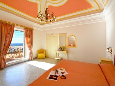 Hotel Torre Saracena