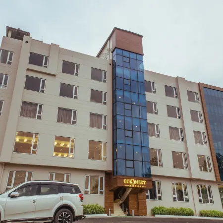 Econest Hotel