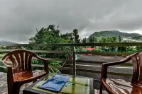 Royal Hills Resort Hotels in Durshet