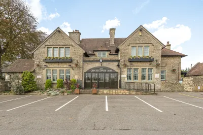 Charlcombe Inn Hotels in Dyrham and Hinton