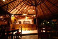 Amazon Ecopark Jungle Lodge - bar