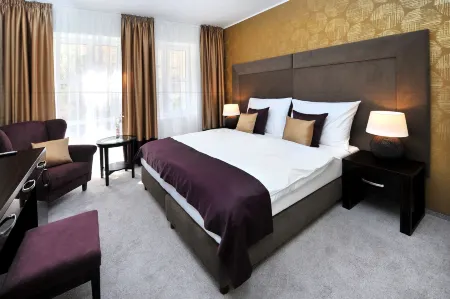 Aplend City Hotel Perugia Отели в г. Братислава