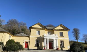 Rosecraddoc Manor Self Catering Holidays