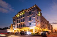 شقق قصر ريفان للشقق المفروشة Hotels near العثيم مول