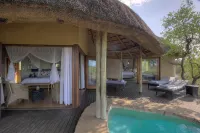 Rhulani Safari Lodge Hotels in Zeerust