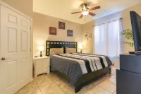 Windsor Hills Condo w/all things Mickey. Pool/Waterpark and minutes from Disney!