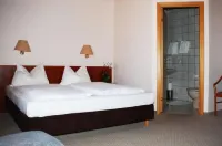 Hotel Ziegenkrug Rostocker Tor Hôtels à : Bad Doberan