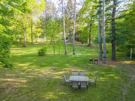 Close to Downtown/UMASS Walk-Out Basement Condo with game room & big backyard!