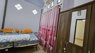 Rumah 4 Kamar w/150 Mbps & Home Theater Hotel di Sungai Kedukan