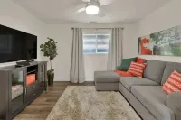 Family Friendly | Washer+Dryer | PlayStation Pro | Large Yard | Fast Wifi Hotels in Millcreek