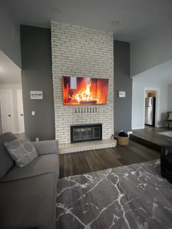 Family friendly Getaway in private culdesac