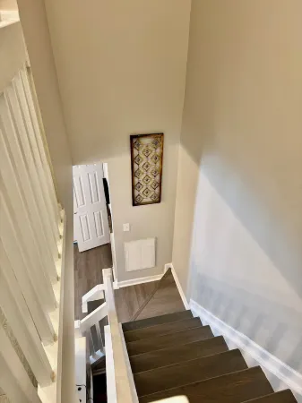 Modern Entire 2-Bedroom House for 6 Guests at University City Отели рядом с достопримечательностью «Университет Северная Каролина в Шарлотт»