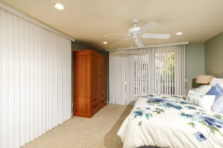 Spectacular Ocean Views and Private Balcony - Stunning Beachfront Retreat