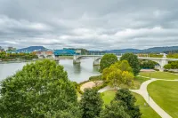 Amazing Chic - One Block from Bridge, Restaurants, Museum