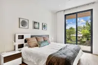 New, Executive Luxurious Townhome, Downtown Whitefish, Amazing Views, Sleeps 8!