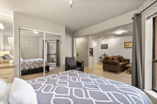 Hot Tub and Heated Pool Steps from Main Street - Charming Getaway