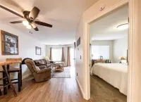 Inn Building Condo#113 - Ground Level, Pool Side Hotel a Garden