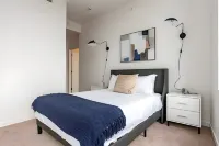 2BR Penthouse | Gym, Pool | Bellevue | Sophari A Hotels in 