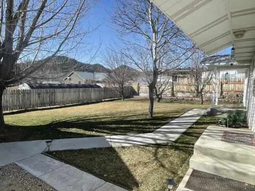 Cozy Cottage with Fenced Yard and BBQ - Inviting Family Retreat Hotels in Alton