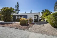 Heated Pool and Close to Beach - Charming Family Haven