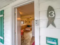 Tranquil Escape - Private Condo Suite - Wifi, Family, Grill Hotels in Otter Rock