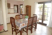 포우사다 산타 제노베바