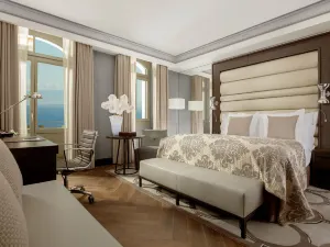 Royal Savoy Hotel and Spa