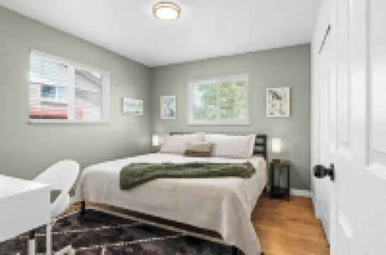 5 Bd & 3 Ba - Hot Tub, Game Room, Fire Pit, Fenced Yard - Denver & Boulder