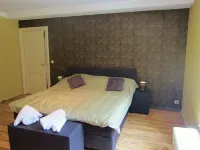 ลักชัวรี คาสเซิล, บาสส์-โบดอซ์