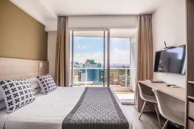 360 Suítes Sé Hotels in Vila Re