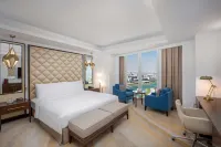 Hilton Al Khobar King Fahd Causeway Отели в г. Эль-Хубар