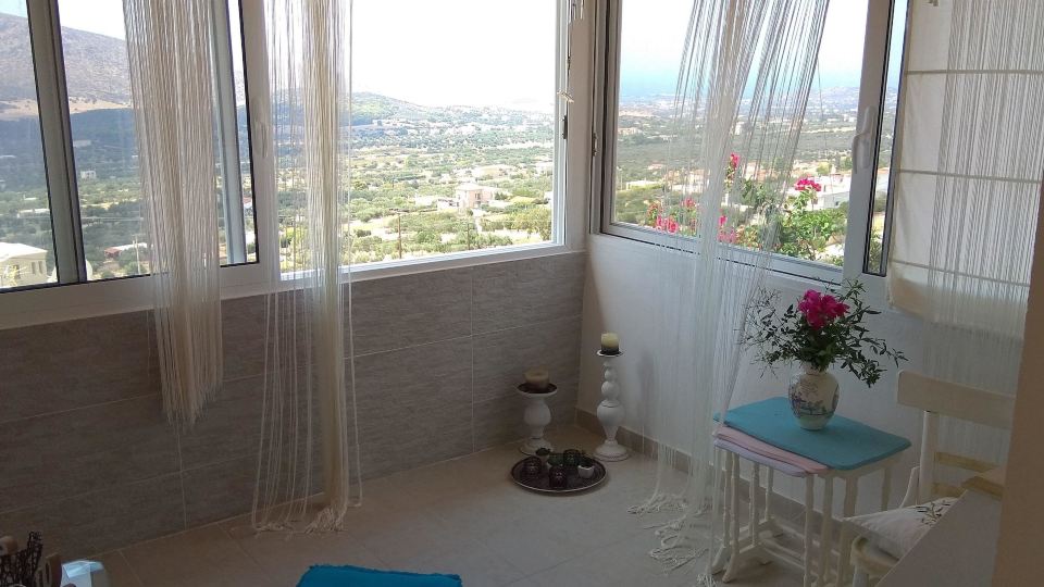 Outstanding Panoramic View, 10΄ Beach, 20΄ Airport