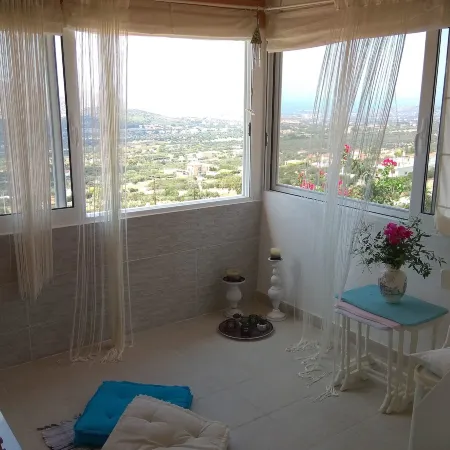 Outstanding Panoramic View, 10΄ Beach, 20΄ Airport