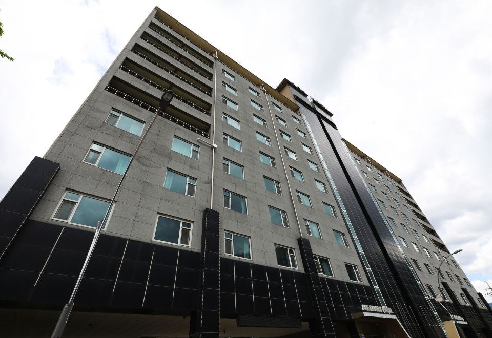 Ace Family Hotel